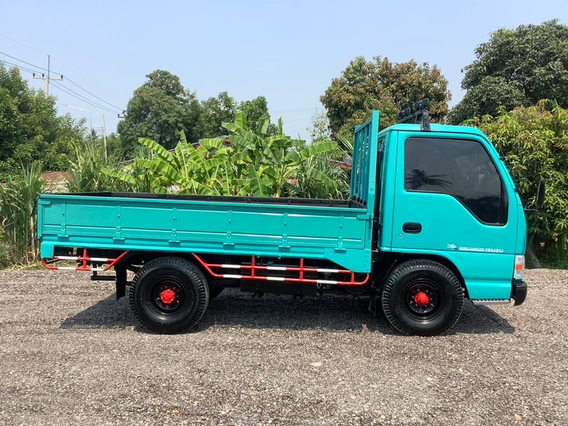 Isuzu 4 ล้อ NKR 100แรง ยูโร2 ปี44 