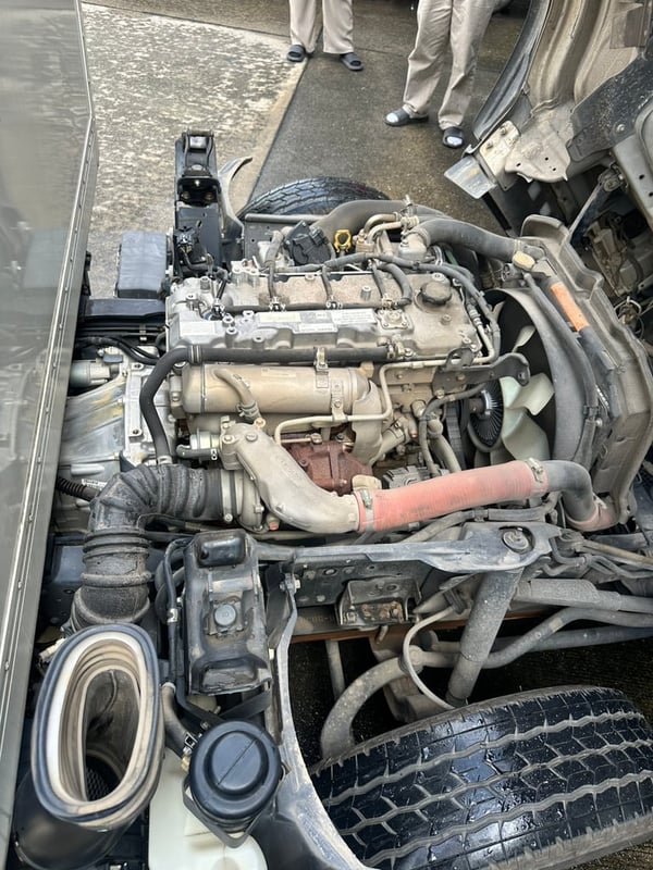 Isuzu NLR 4 ล้อตู้ทึบ ปี64 ไมล์แสนนิดๆ (เจ้าของขายเอง)