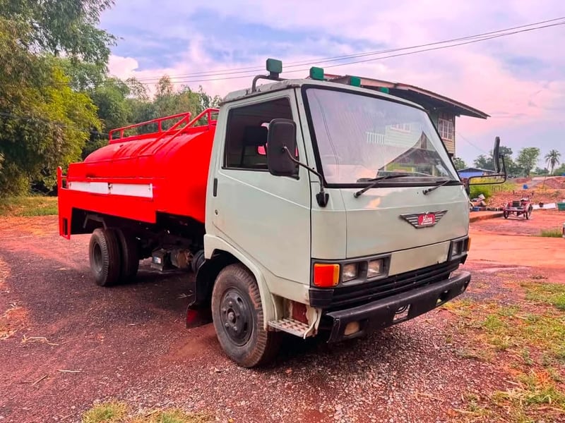 Hino 117 แรง ปั50 รถน้ำ (เจ้าของฝากขาย) Hino 117 แรง ปั50 รถน้ำ (เจ้าของฝากขาย)