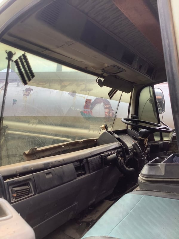 หัวเก๋งHino10ล้อไฮเทค เก่า เดิมๆขายตามสภาพ  