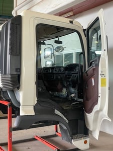 หัว Hino สภาพป้ายแดง ราคา 270,000 บาท