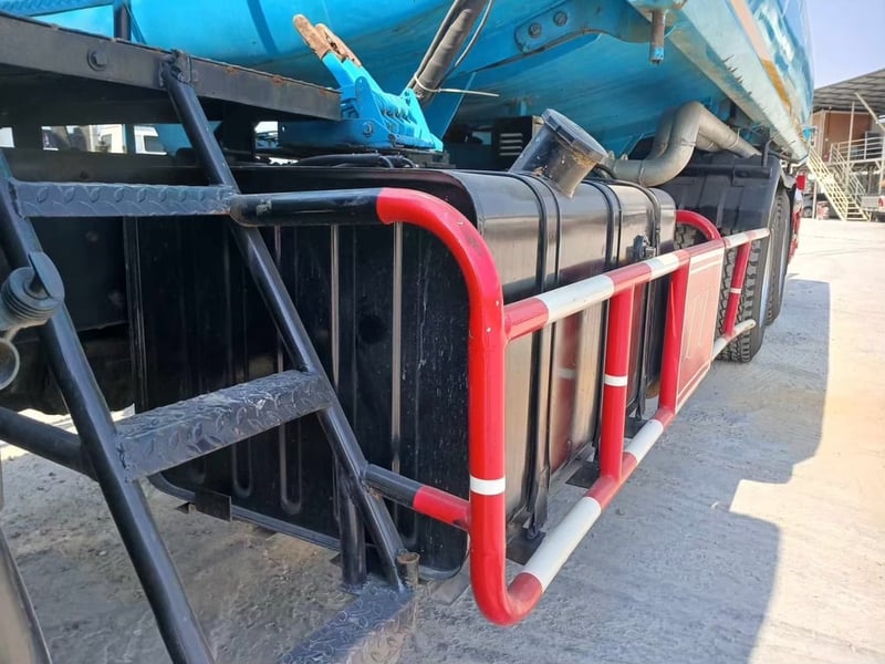 10 ล้อฮีโน่ รถน้ำ500 ปี57 ราคา 1,150,000 บาท