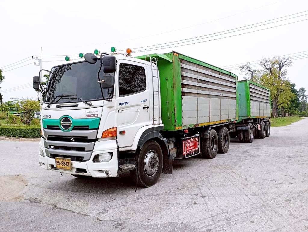 HINO Victor 500 344 แรง EURO 3 ทะเบียน 65-8843 พ่วง 65-8937 HINO Victor 500 344 แรง EURO 3 ทะเบียน 65-8843 พ่วง 65-8937