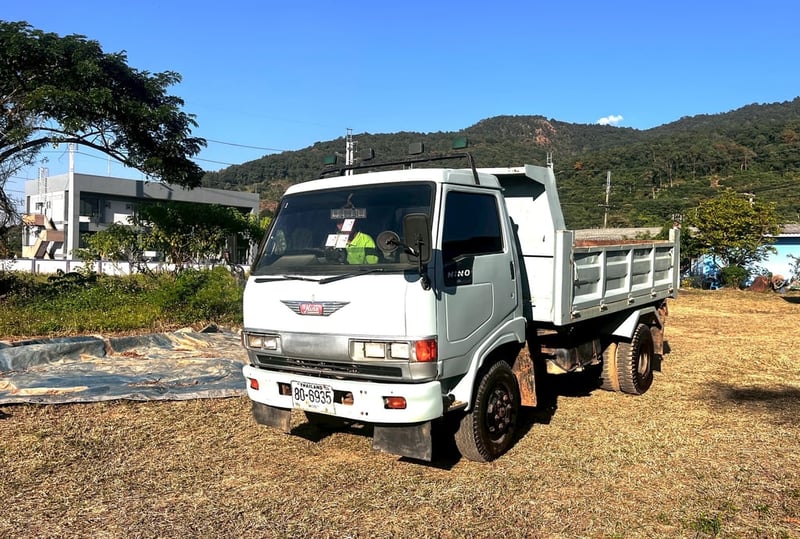 HINO FC-120 รถห้าง เอฟหน้าหลัง  เพาเวอร์  ยางสวย เอกสารเล่มทะเบียน