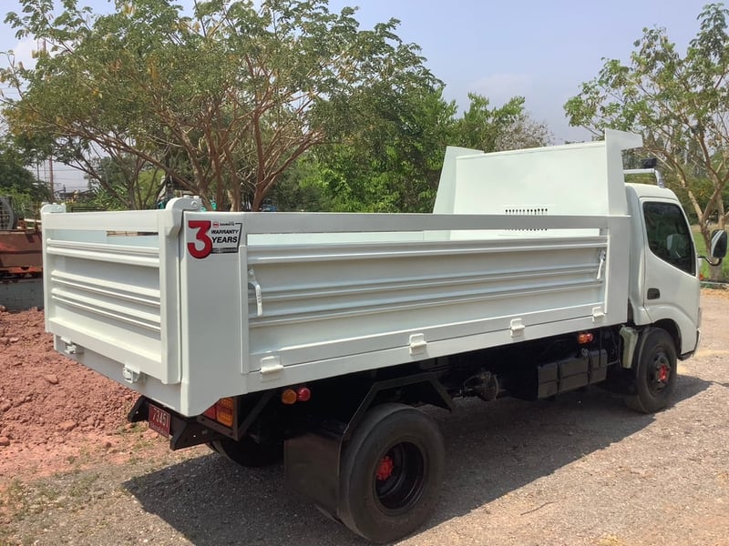 Hino 6 ล้อ(ดั้มพ์สามมิตร) ดูโท้ 136แรง ยูโร2 ปี50