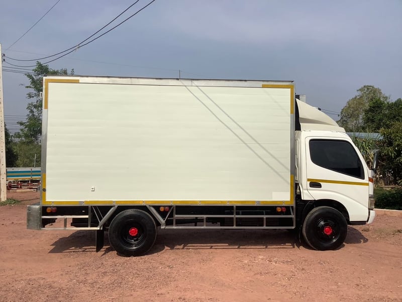 Hino 6 ล้อ ดูโท้ (คู้ทำความเย็น) 121แรง ยูโร2 ปี46 