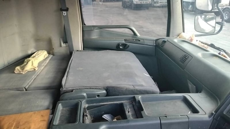 สิบล้อหัวลาก มิตซู 380แรงม้า ราคา 480,000 บาท