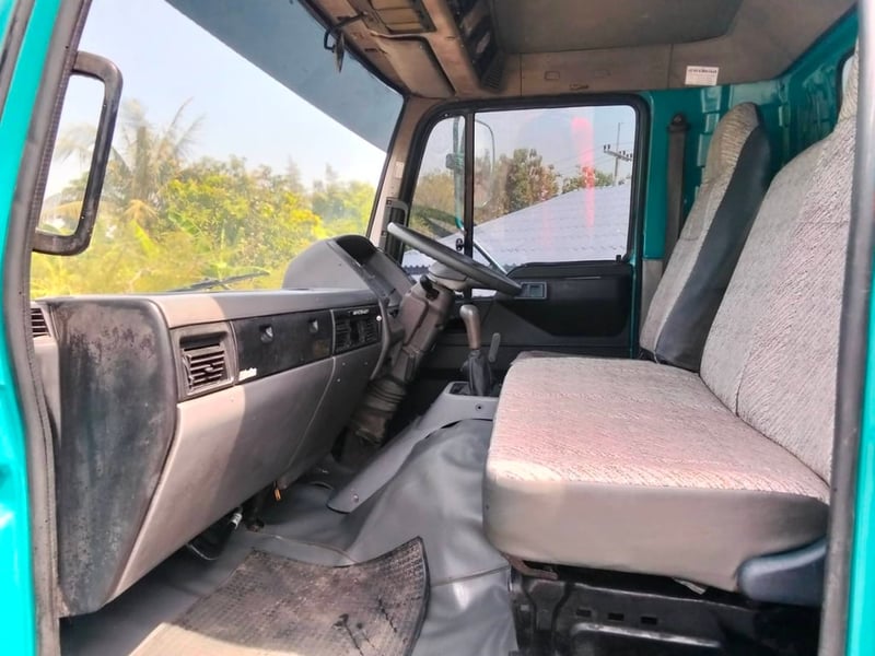 Hino 6 ล้อ FB4j150 ยูโร1 ปี40 รถน้ำ Hino 6 ล้อ FB4j150 ยูโร1 ปี40 รถน้ำ