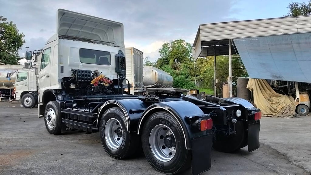 หัวลากฮีโน่เมก้า ซีรี่ย์ 500 FM2P 380แรง ปี 2557 