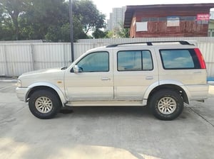 FORD EVEREST 2.5 ดีเซล เกียร์ออโต้ ปี47