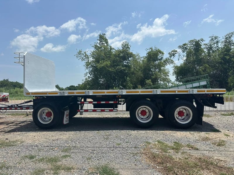 ลูกพ่วง สามเพลา สามมิตรแท้ มือเดียวออกป้ายแดง ปี 55 ราคา 270,000 บาท ลูกพ่วง สามเพลา สามมิตรแท้ มือเดียวออกป้ายแดง ปี 55 ราคา 270,000 บาท