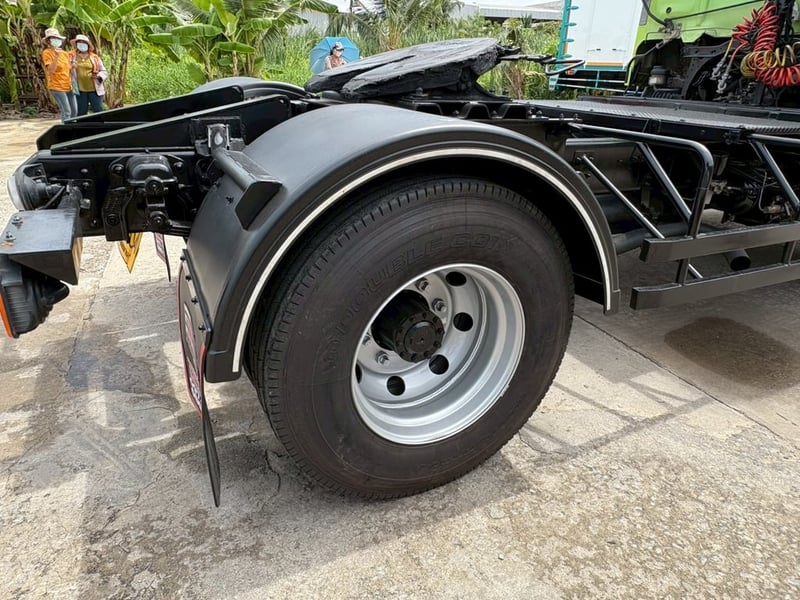 หัวลาก 6 ล้อ #HINO #FG8J 212 ปี 55 มี 3 คัน