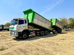 UD Truck CWE 350 ทะเบียน AP76 - 67-2573 , 67-2574
