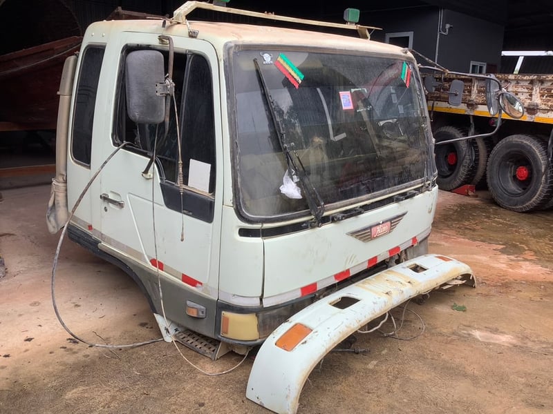 หัวเก๋งHino10ล้อไฮเทค เก่า เดิมๆขายตามสภาพ  