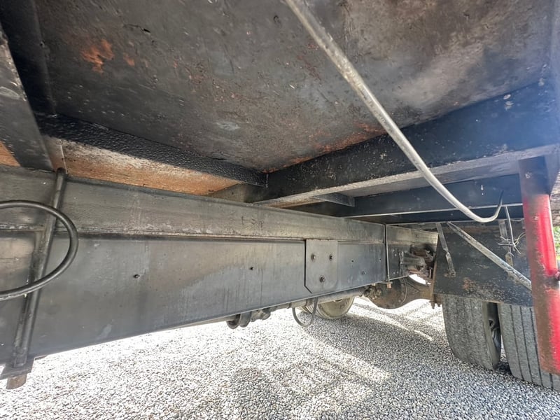 HINO  FF1J ปี43 ยาว 7.20 เมตร  รถบรรทุก 6ล้อ กระบะคอกสูง