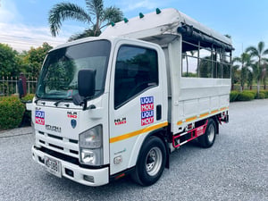  ISUZU NLR 130 แรงเทอร์โบ 4 ล้อ 2 แถวพร้อมที่นั่งรถห้างแท้ ปี 2560  