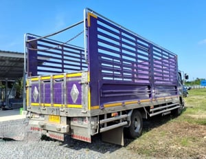 6ล้อ NEW FRR 210 กะบะปีเนียมพื้นสเเตนเหลด ยาว 6.50 เมตร ปี66