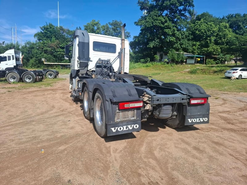 หัวลาก 10 ล้อ VOLVO 440 แรง ปี 58  ยกล้อ ถุงลม 