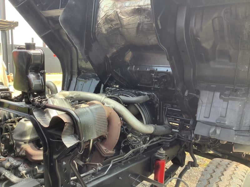 MITSUBISHI FK 457 225แรง ปี45 MITSUBISHI FK 457 225แรง ปี45