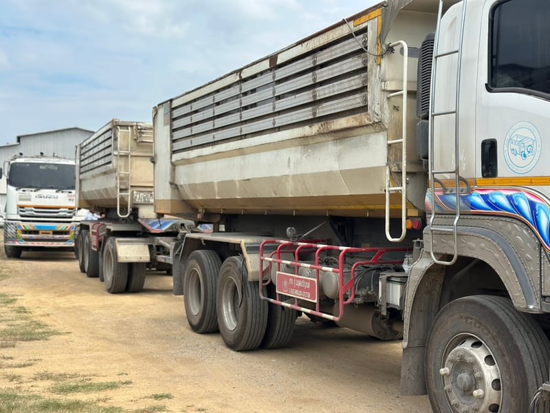 ISUZU FXZ360 ปี 61 10 น๊อต มือเดียวป้ายแดง  กระบะท้องเรือ ใส่ได้ 31 ตัน  