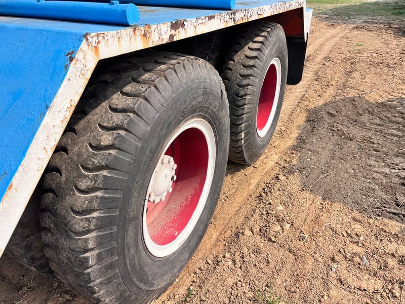 รถบรรทุกน้ำ NISSAN เครื่อง 225 แรง สองเพลา ปี 34 รถบรรทุกน้ำ NISSAN เครื่อง 225 แรง สองเพลา ปี 34