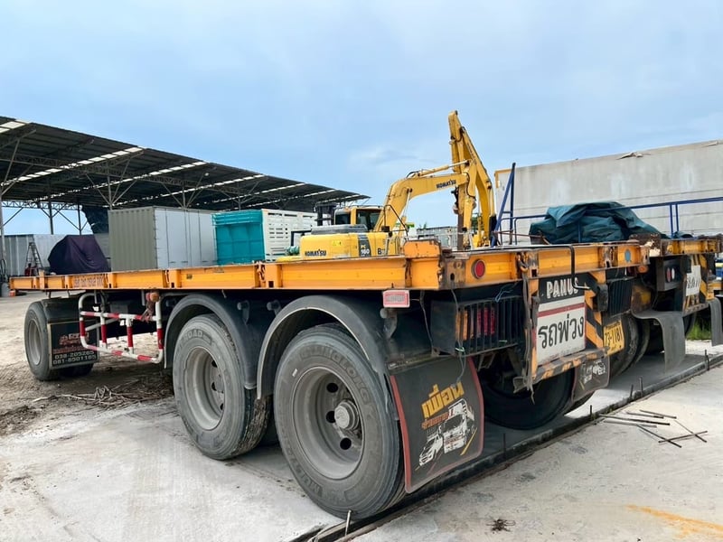 ลูกพ่วงพื้นเรียบ 3เพลาปี 57, 59 ยาว 7.45 ม. กว้าง 2.5 ม. 