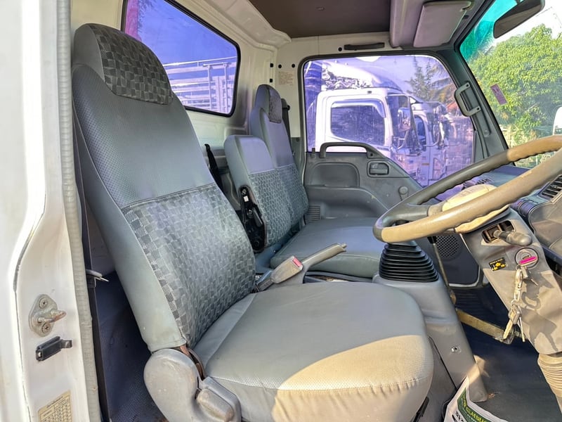 ISUZU NPR ตาเพชร ปี51 เครื่อง 4HG1 135แรง  