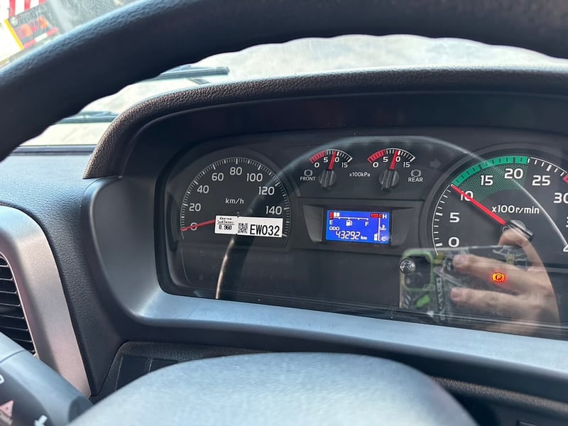 Hino GL8J 240แรง ตู้ bbc วัดใน ยาว7.7ม กว้าง2.4ม สูง2.6  