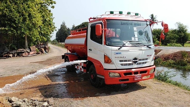 Hino 6 ล้อ (เมก้าFC9J)150 แรง ยูโร2 ปี55 รถน้ำ  5,000 ลิตร 