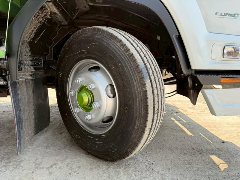 6 ล้อ ISUZU FRR 210 ปี 63 ตู้ 10 บาน พร้อมใช้