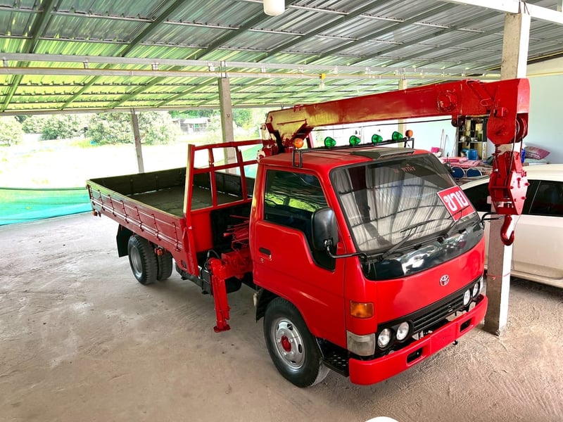 TOYOTA DYNA เครื่อง 14B  ติดเครน TADANO 2.5 ตัน  3 ปลอก 