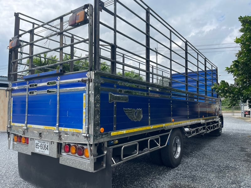 Hino 6 ล้อ เครื่อง 240 กระบะคอกยาว 8.70 มือเดียวป้ายแดง ปี 61 Hino 6 ล้อ เครื่อง 240 กระบะคอกยาว 8.70 มือเดียวป้ายแดง ปี 61