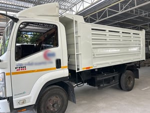 Isuzu 6 ล้อ FRR210 ดั้มพ์ 3 มิตร 5 คิว ปี63 Isuzu 6 ล้อ FRR210 ดั้มพ์ 3 มิตร 5 คิว ปี63