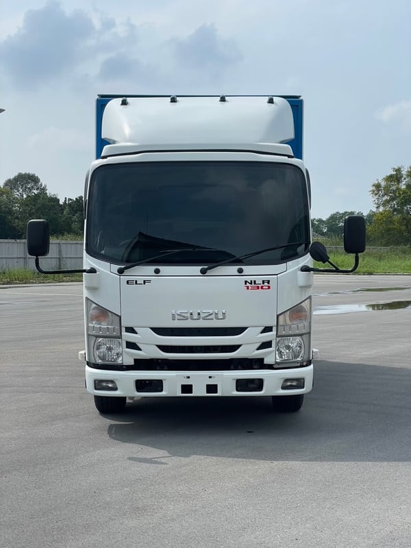 ISUZU NLR130 ตู้ทึบ ปี65 