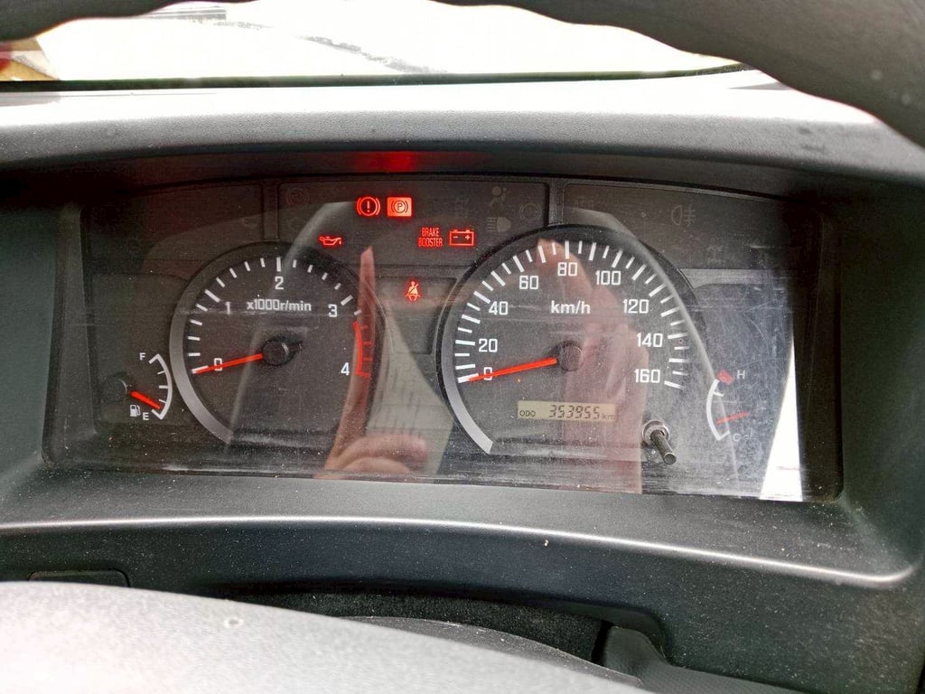 Isuzu NQR 175แรง ปี65 ตู้ยาว 5.60 เมตร 