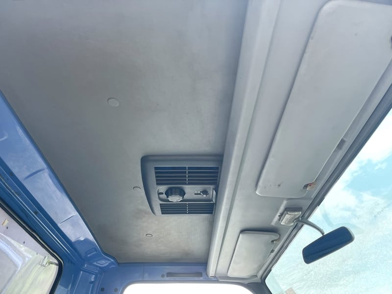 6 ล้อตู้แห้ง ISUZU NQR ปี 2547 เครื่อง 150