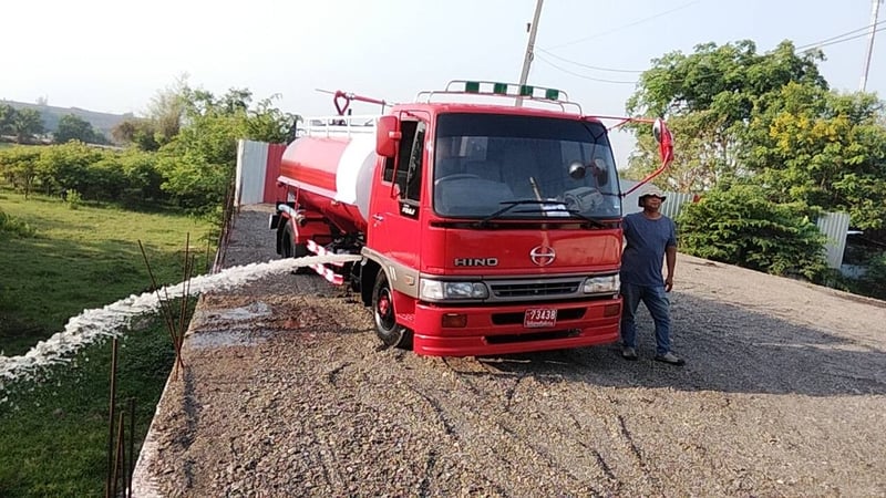 Hino 6 ล้อ FB4J 150แรง ยูโร1 ปี 40 รถน้ำ 5,000 ลิตร