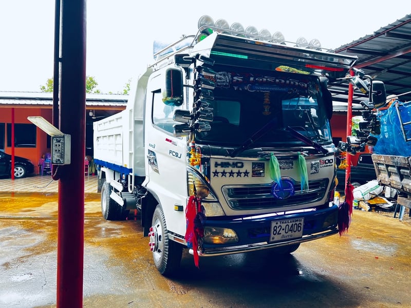 Hino 190แรง ดั้มพ์ 5คิว