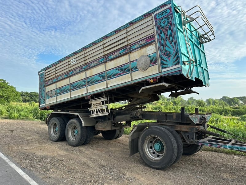 Hino 344 ปี 66 ดั้มกระบะมิเนียม ไมล์น้อย มือเดียวป้ายแดง 