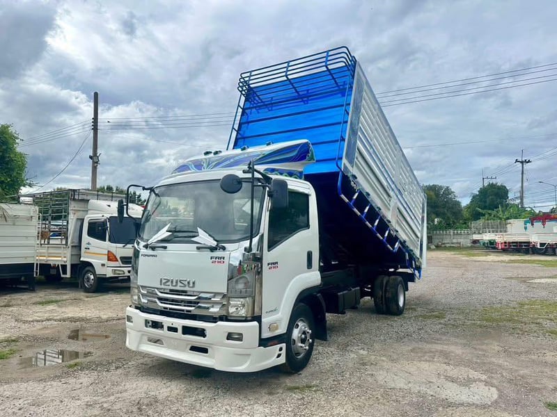 ISUZU FRR210แรง ปี58 ดัมพ์เกษตร 8ตัน ยาว 5.50เมตร 