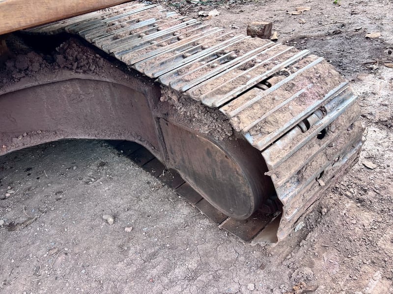 KOMATSU 210-8 mo กล้องหลัง ไฟฟ้าครบ รถพร้อมทำงาน เอกสารเล่มทะเบียน 