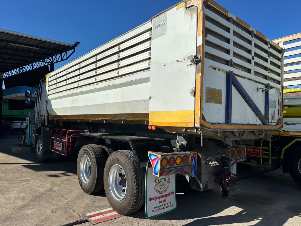 ISUZU FXZ360 ปี 61 10 น๊อต มือเดียวป้ายแดง  กระบะท้องเรือ ใส่ได้ 31 ตัน  