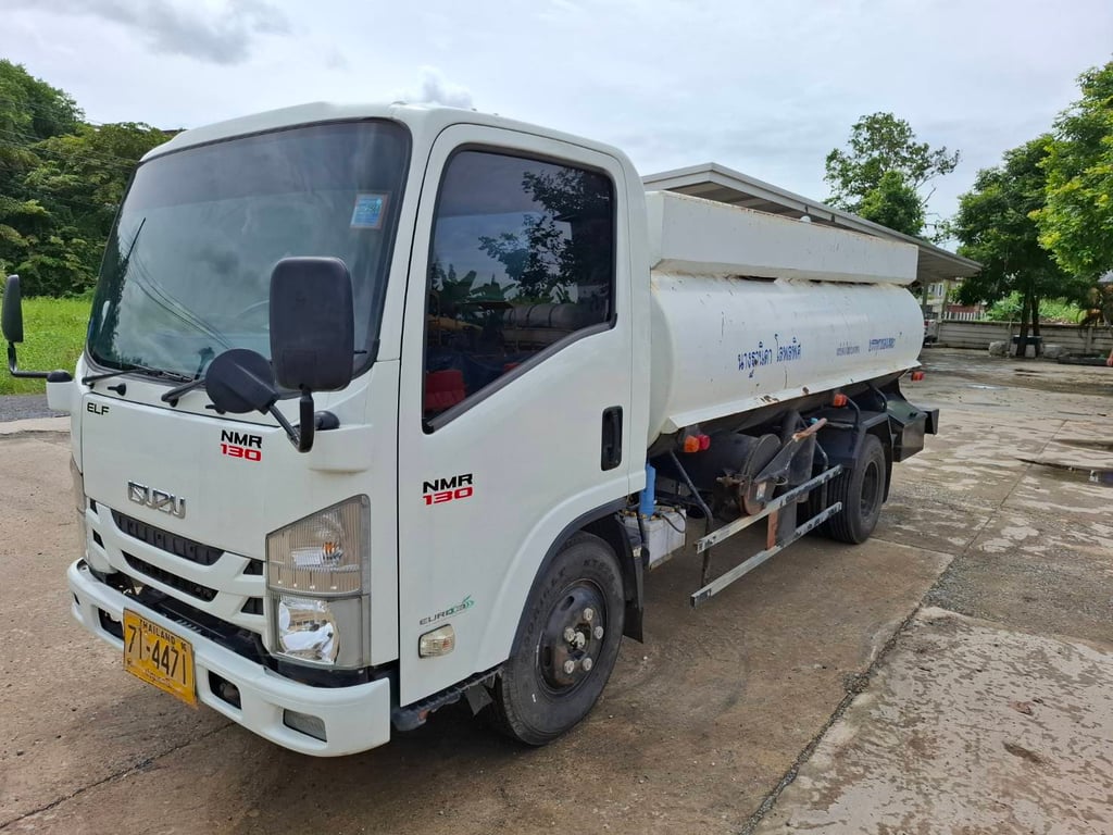 Isuzu 6 ล้อ ISUZU NMR 130 รถดูดสิ่งปฎิกูล ปี64 (เจ้าของขายเอง)