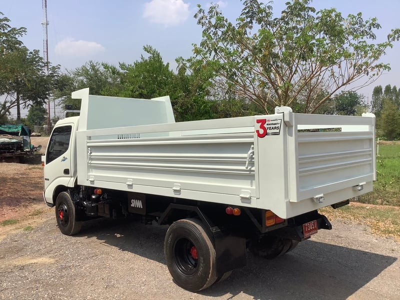 Hino 6 ล้อ(ดั้มพ์สามมิตร) ดูโท้ 136แรง ยูโร2 ปี50