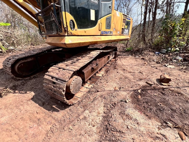 KOMATSU 210-8 mo กล้องหลัง ไฟฟ้าครบ รถพร้อมทำงาน เอกสารเล่มทะเบียน 