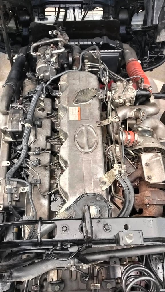 หัวลากฮีโน่เมก้า ซีรี่ย์ 500 FM2P 380แรง ปี 2557 