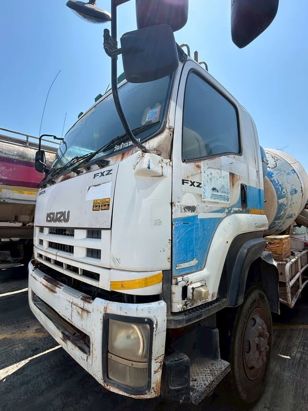 รถโม่ปูน ISUZU 360 แรงปี57 โม่7คิวโม่ ยี่ห้อzecom