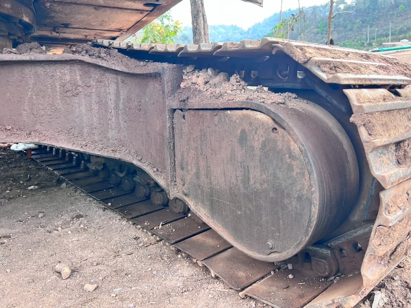 KOMATSU 210-8 mo กล้องหลัง ไฟฟ้าครบ รถพร้อมทำงาน เอกสารเล่มทะเบียน 