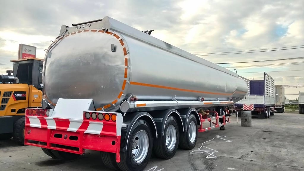 ถังน้ำมัน 45,000 ลิตร 