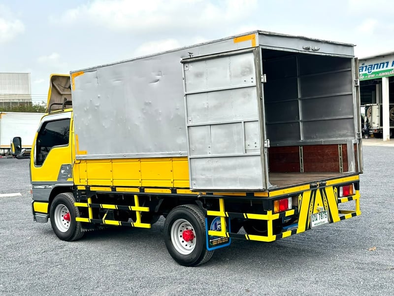 𝐈𝐒𝐔𝐙𝐔 𝐍𝐊𝐑 เครื่อง 100 แรง หัวการ์ตูน กระบะคาร์โก้ ร้อมตู้ทึบ 𝐈𝐒𝐔𝐙𝐔 𝐍𝐊𝐑 เครื่อง 100 แรง หัวการ์ตูน กระบะคาร์โก้ ร้อมตู้ทึบ